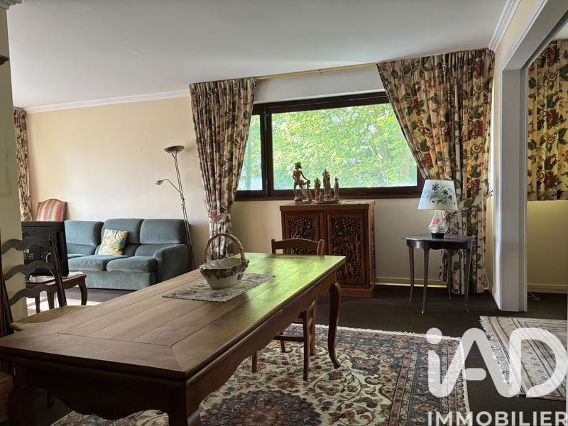 Appartement - 90 m² - 4 pièces