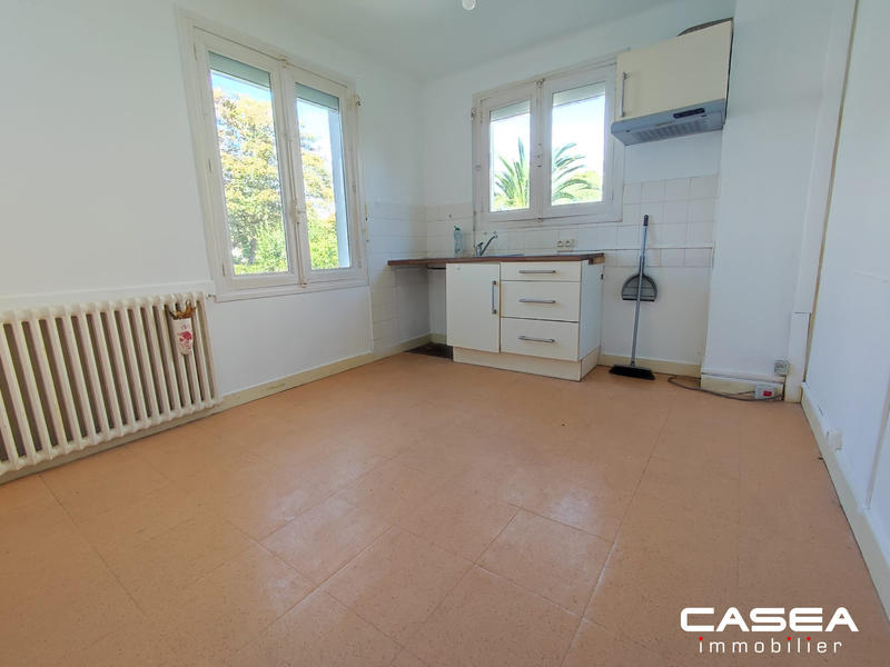 Maison - 80 m² - 5 pièces