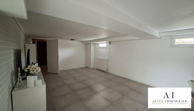 Maison traditionnelle - 180 m² - 6 pièces