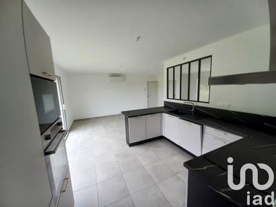 Maison - 102 m² - 4 pièces