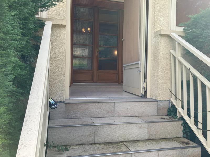 Maison - 174 m² - 9 pièces