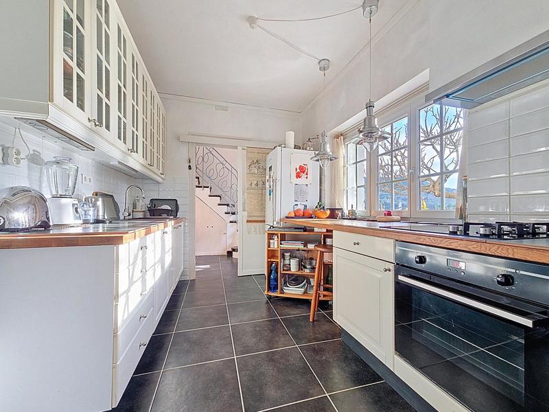 Maison - 110 m² - 6 pièces