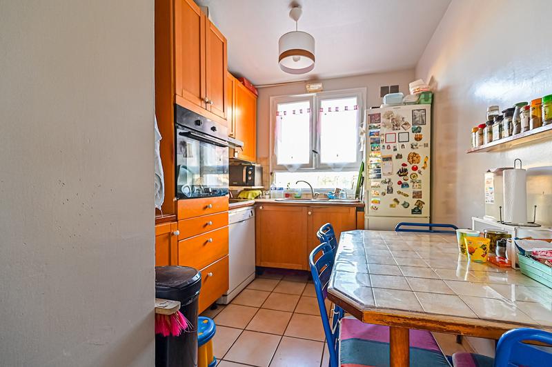 Appartement - 75 m² - 4 pièces