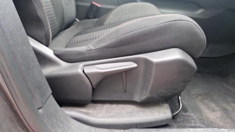 Peugeot 5008 Business bluehdi 130ch ss eat8 active