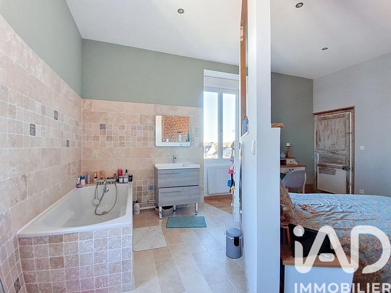 Maison - 317 m² - 11 pièces