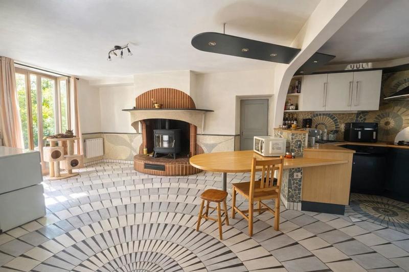 Propriété - 145 m² - 4 pièces