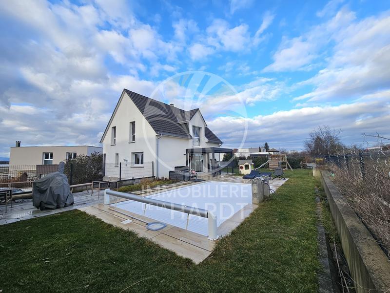 Maison - 130 m² - 5 pièces