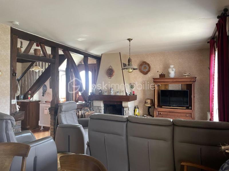 Maison traditionnelle - 84 m² - 4 pièces