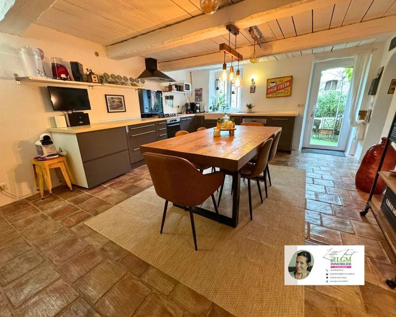 Maison - 140 m² - 5 pièces