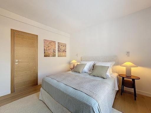 Appartement - 120 m² - 4 pièces