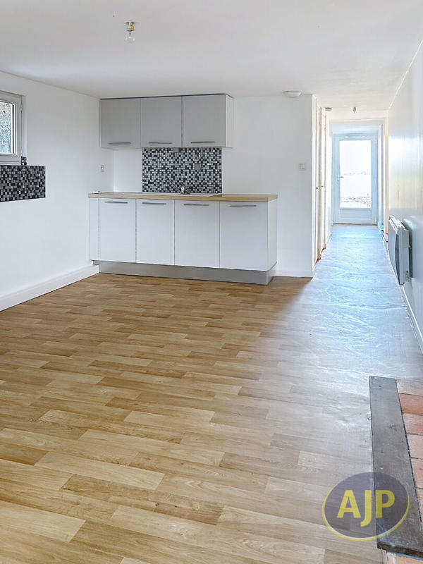 Maison - 101 m² - 4 pièces