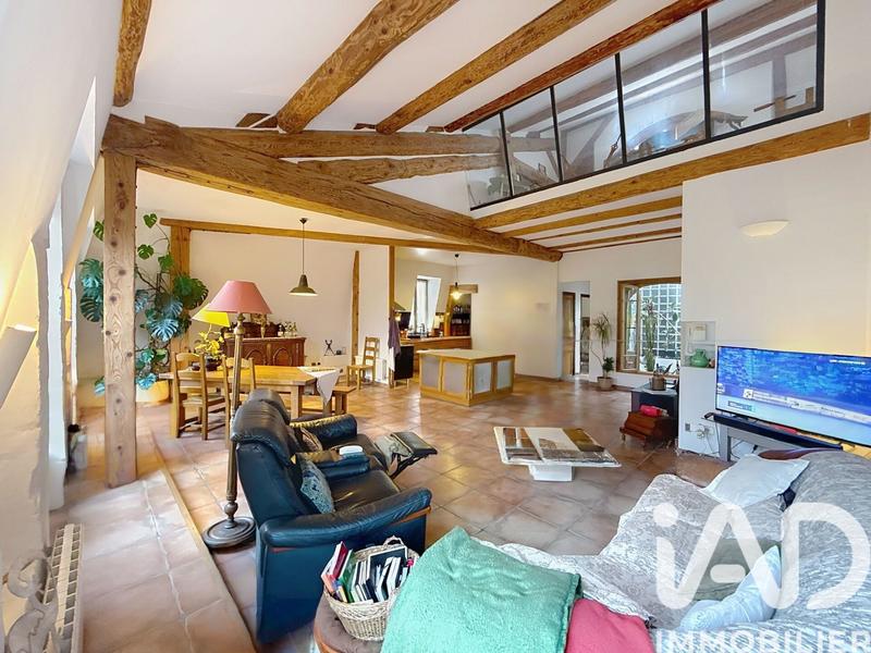 Appartement - 200 m² - 5 pièces