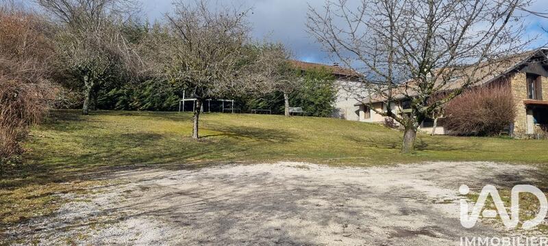 Maison - 143 m² - 4 pièces