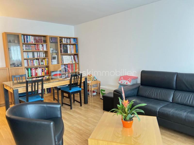 Appartement - 60 m² - 3 pièces