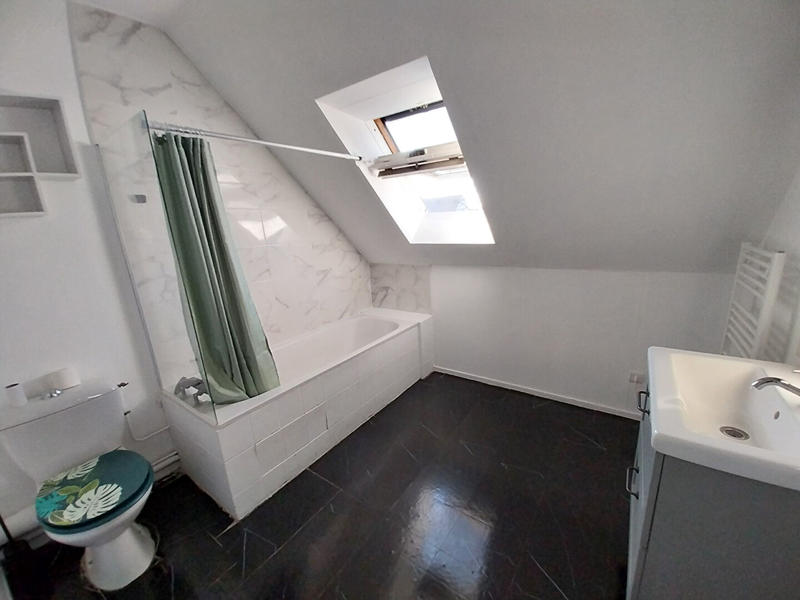 Maison - 83 m² - 4 pièces