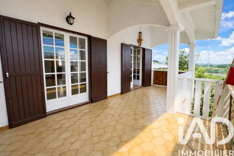 Maison - 110 m² - 5 pièces