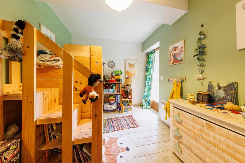 Maison - 249 m² - 10 pièces