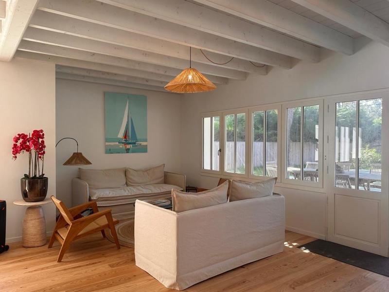 Demeure - 310 m² - 6 pièces