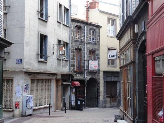 Appartement - 65 m² - 2 pièces