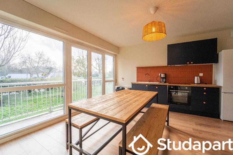 Chambre - 11 m² - 1 pièce