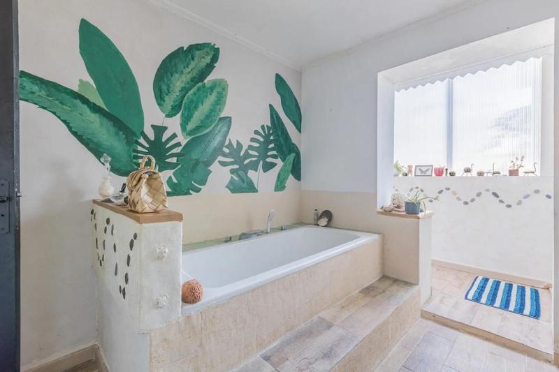 Maison - 180 m² - 7 pièces