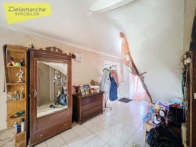 Maison - 232 m² - 10 pièces