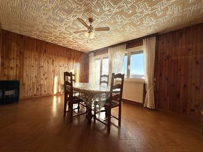 Maison - 96 m² - 5 pièces