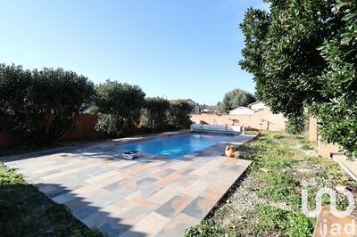 Maison - 99 m² - 5 pièces