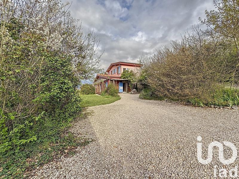 Maison - 190 m² - 6 pièces