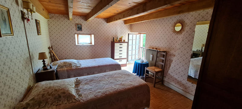 Maison - 100 m² - 6 pièces