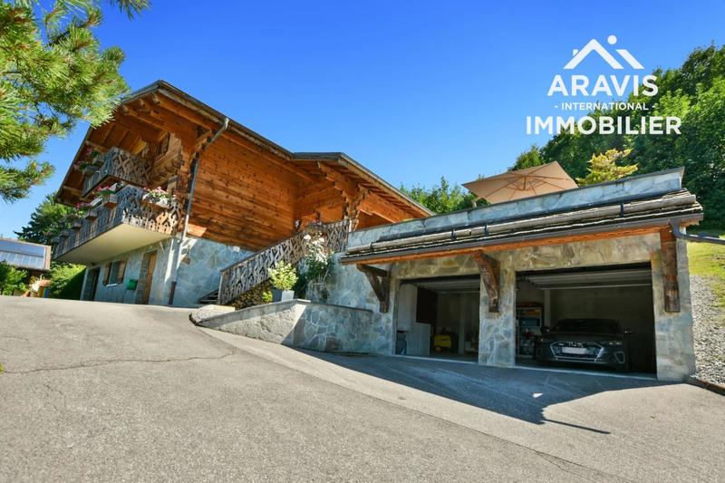 Châlet - 200 m² - 6 pièces