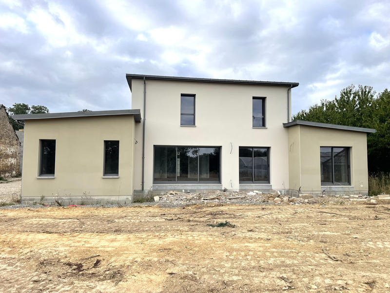 Maison - 191 m² - 5 pièces