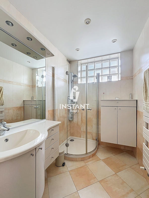 Maison - 158 m² - 7 pièces