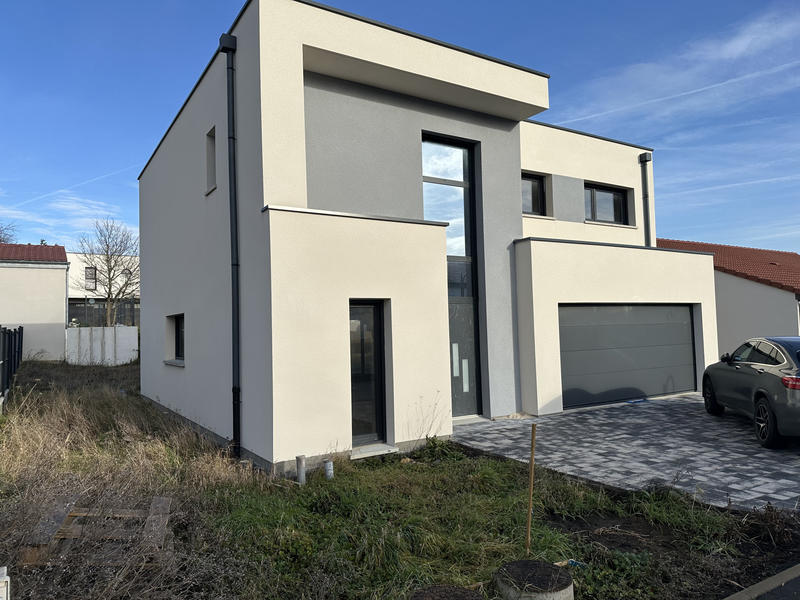 Maison - 149 m² - 5 pièces