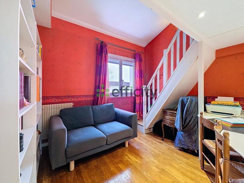 Maison - 95 m² - 6 pièces