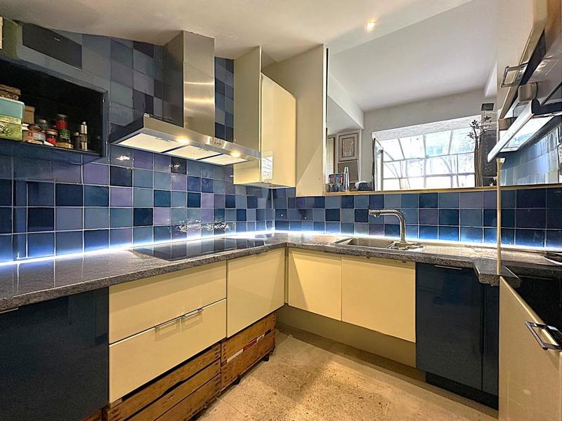 Appartement - 150 m² - 4 pièces