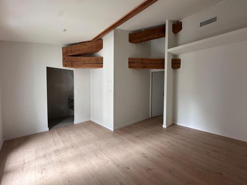 Appartement - 100 m² - 4 pièces