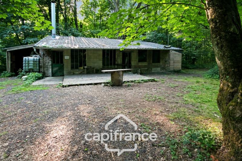 Maison - 254 m² - 8 pièces