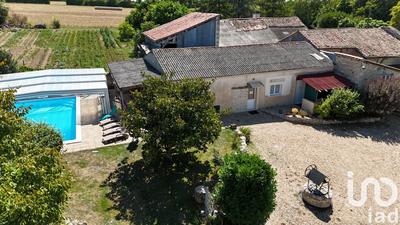 Maison - 371 m² - 11 pièces