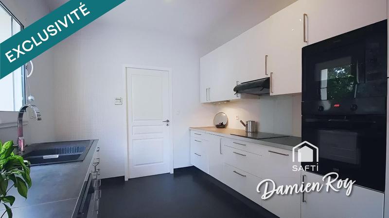 Maison - 159 m² - 6 pièces