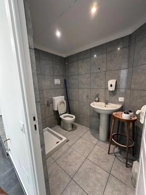 Local commercial - 38 m² - 2 pièces