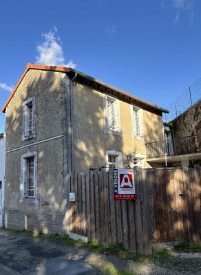 Maison - 82 m² - 4 pièces