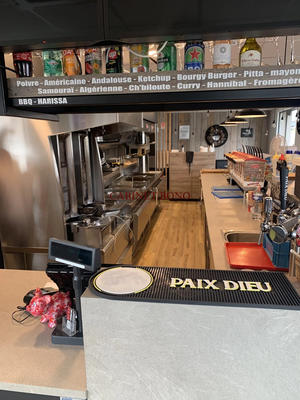 Fonds de commerce - 100 m²