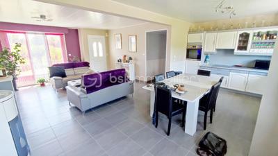 Propriété - 161 m² - 7 pièces