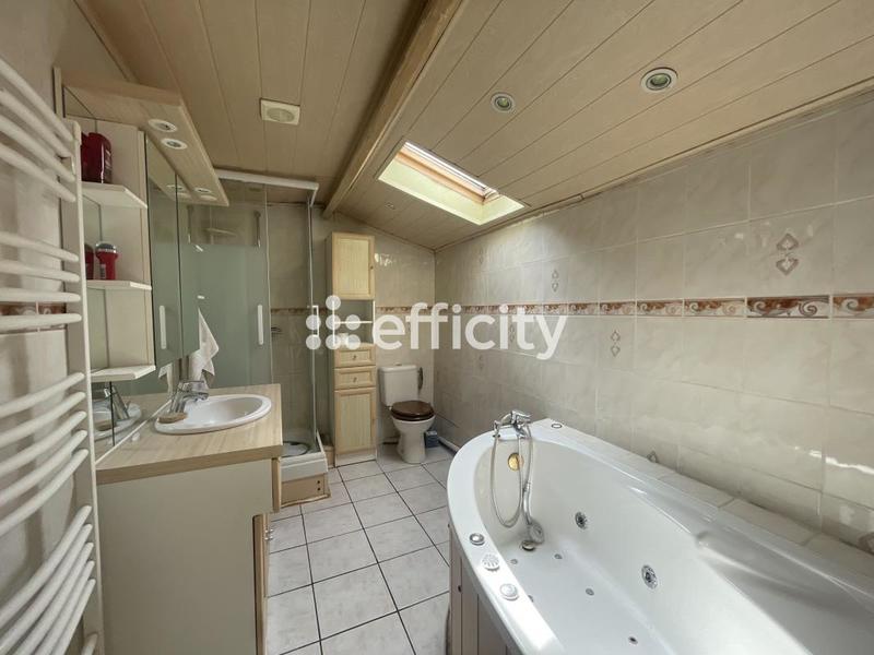 Maison - 114 m² - 7 pièces