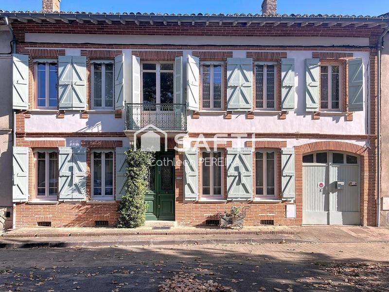 Maison de maîtres - 237 m² - 5 pièces