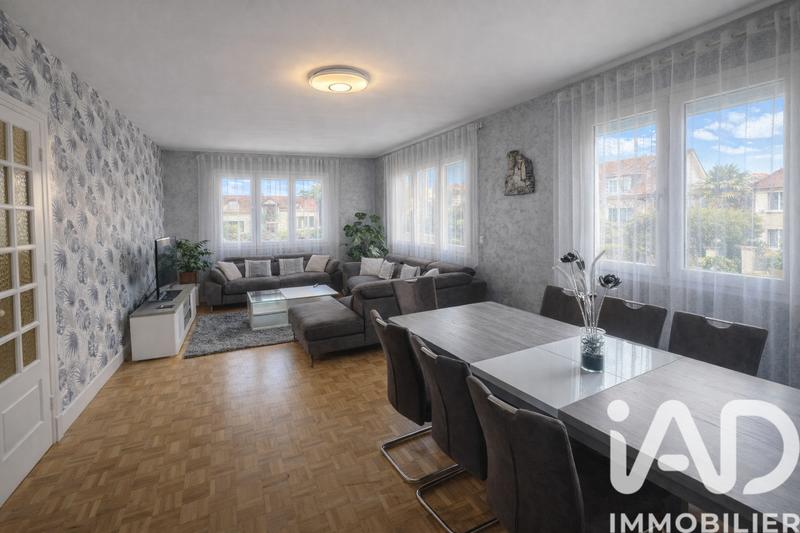 Maison - 151 m² - 6 pièces