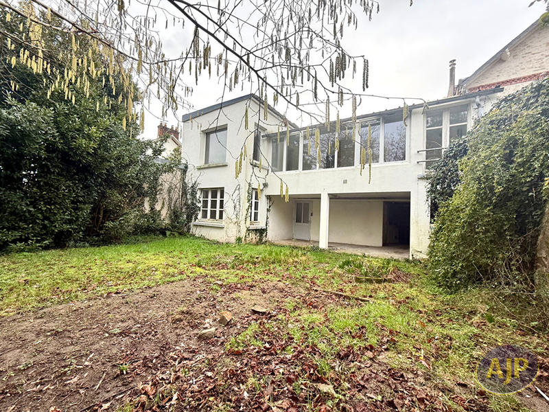 Maison - 123 m² - 6 pièces