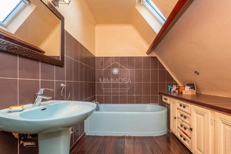 Maison - 125 m² - 6 pièces