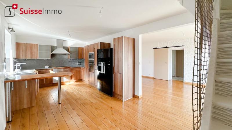 Maison - 170 m² - 6 pièces